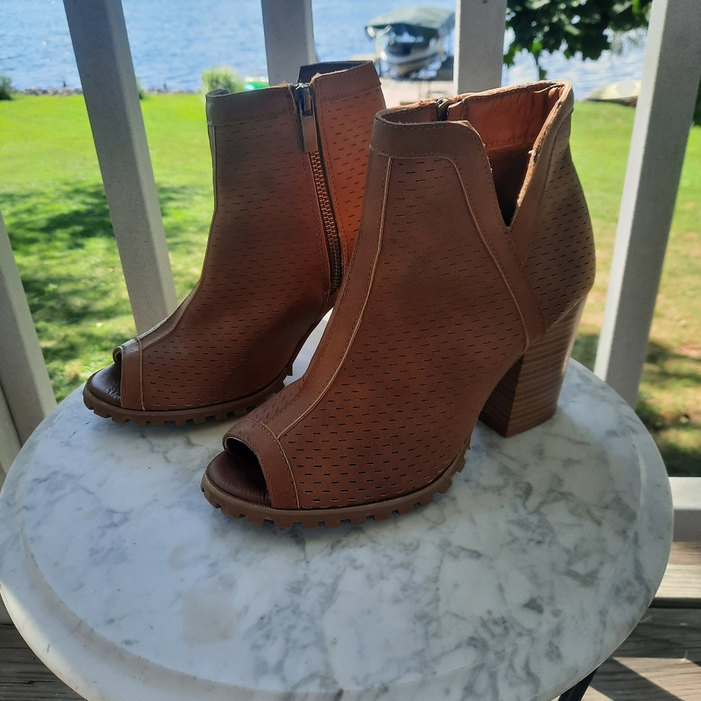 Seven7 Booties